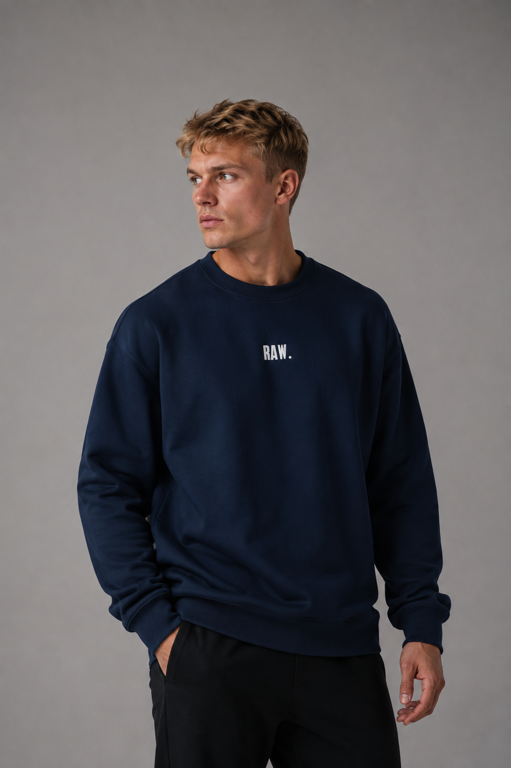RAW. Crewneck – Unfiltered Black